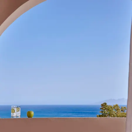 Hotel Terra Blue Santorini 3*