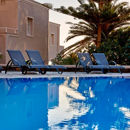 Terra Blue Santorini Kamari (Santorini)