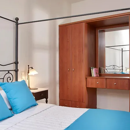 ホテル Terra Blue Santorini 3*