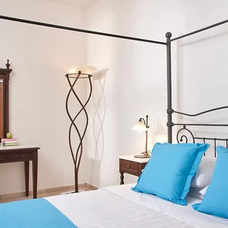 Terra Blue Santorini Kamari (Santorini)