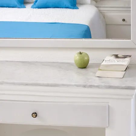 تيرا بلو سانتوريني