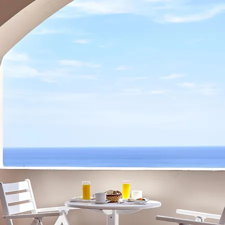 Hotel Terra Blue Santorini 3*