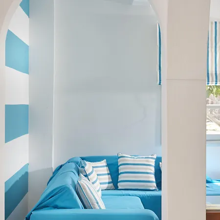 ホテル Terra Blue Santorini
