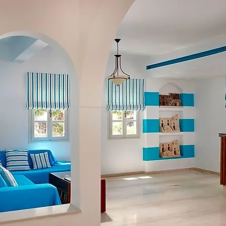 Terra Blue Santorini ホテル 3*