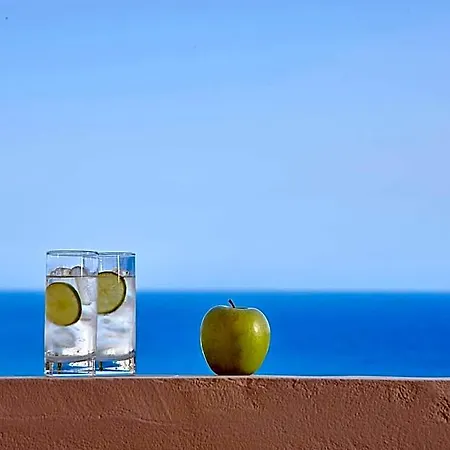 Terra Blue Santorini ホテル 3*