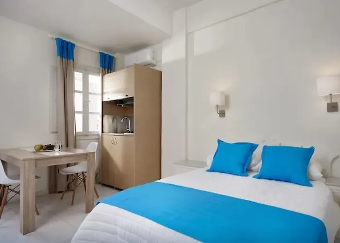 Terra Blue Santorini Kamari (Santorini)