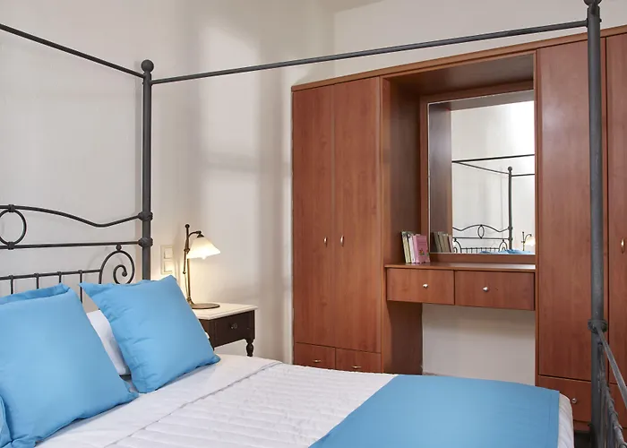 Terra Blue Santorini Kamari (Santorini)