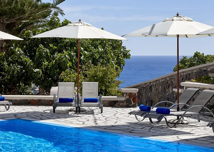Hotel Terra Blue Santorini Kamári