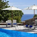 Hotel Terra Blue Santorini Kamári