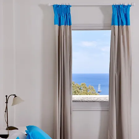 Hotel Terra Blue Santorini 3*