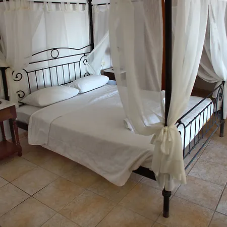 Terra Blue Santorini Hotel Kamári