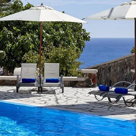 Terra Blue Santorini 3* Kamári