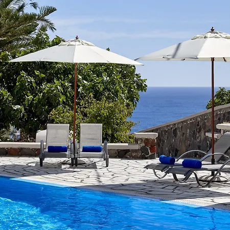 Отель Terra Blue Santorini Камари