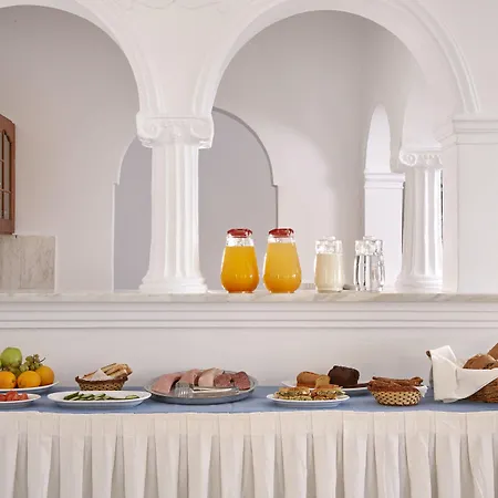 Terra Blue Santorini Hotell 3*